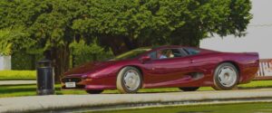 A Detailed Overview of the Jaguar XJ220